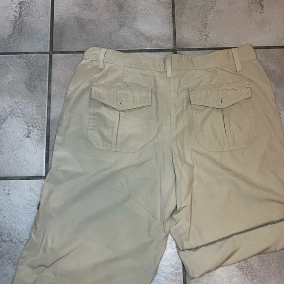 Weatherproof shorts - Picture 6 of 7